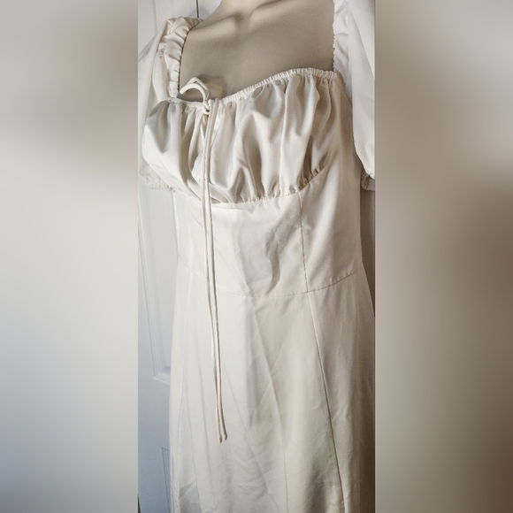 Size xl soft off white peasant dress on off shoulder long midi lined maxi - Picture 2 of 3